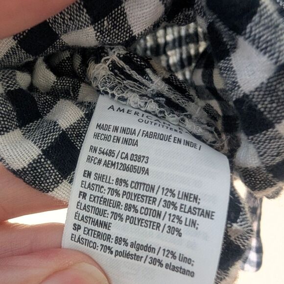 American Eagle Smocked Gingham Bow Tie Tank Top Size Large - Picture 6 of 6